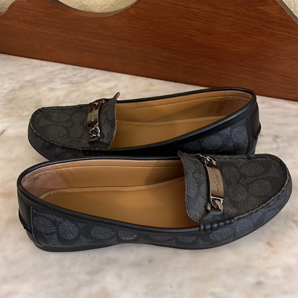COACH-Olive-Black Loafers-Size-9 - Picture 8 of 12